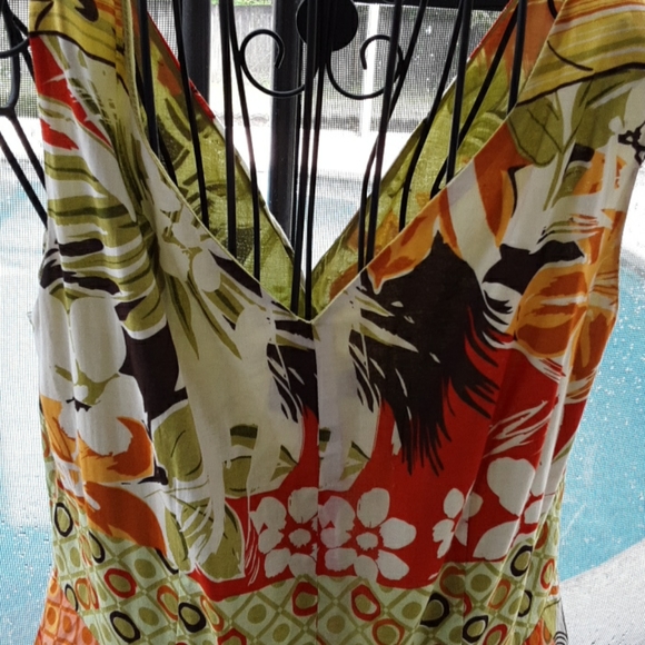 Flattering & feminine Spence dress - Picture 4 of 6